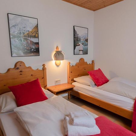Apartment Panorama Gerlitzen Трефен Екстериор снимка